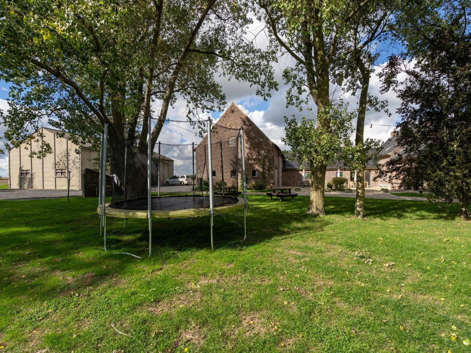 Spacious Holiday Home With Pond In Poperinge Roesbrugge-Haringe Exterior foto